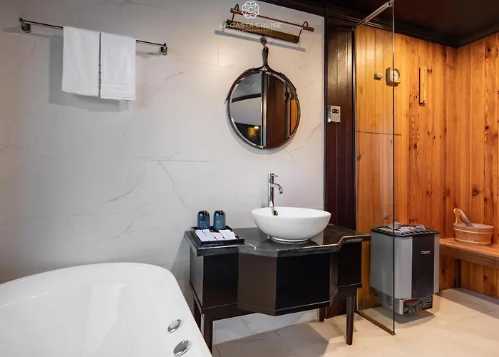 La Casta 5-Star Cruise 2D1N - Lan Ha Bay - Balcony & Bathtub Ocean View 5*
