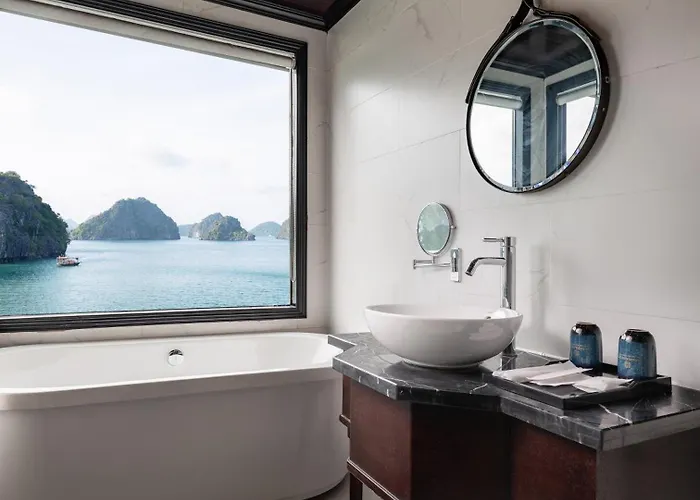 La Casta 5-Star Cruise 2D1N - Lan Ha Bay - Balcony & Bathtub Ocean View 5* Hạ Long