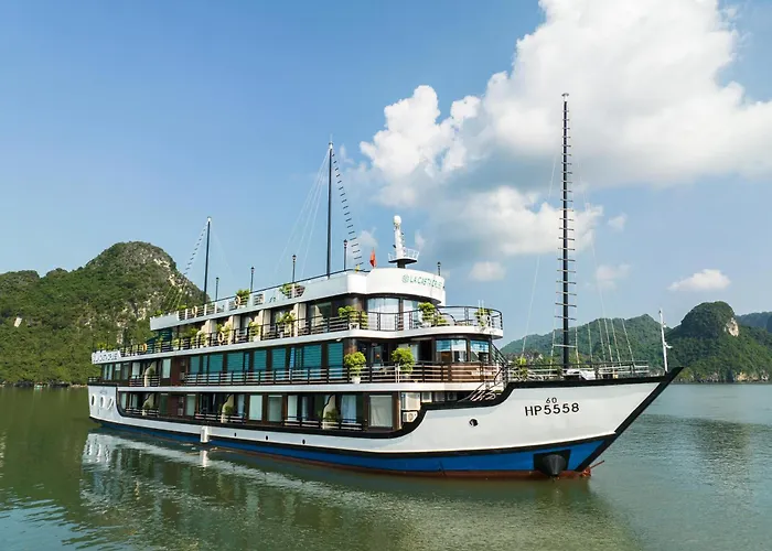  La Casta 5-Star Cruise 2D1N - Lan Ha Bay - Balcony & Bathtub Ocean View Hạ Long