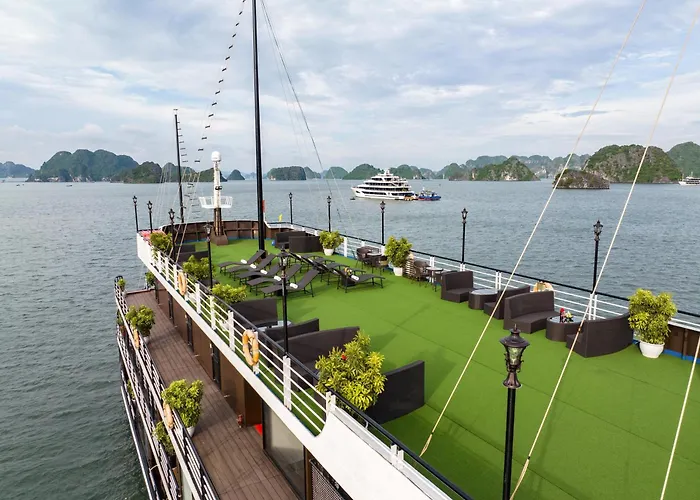 La Casta 5-Star Cruise 2D1N - Lan Ha Bay - Balcony & Bathtub Ocean View Hạ Long