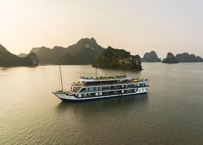  La Casta 5-Star Cruise 2D1N - Lan Ha Bay - Balcony & Bathtub Ocean View 5*